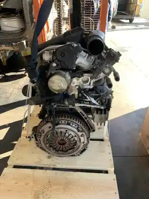 Pièce détachée automobile d'occasion MOTEUR COMPLET pour RENAULT KANGOO / GRAND KANGOO II (KW0/1_)  Références OEM IAM K9K808 BLANC 