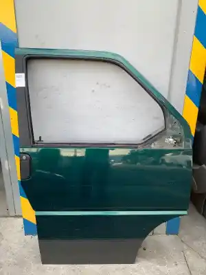Автозапчастина б/у ПЕРЕДНІ ПРАВІ ДВЕРІ для VOLKSWAGEN TRANSPORTER IV FURGON (70XA)  Посилання на OEM IAM 7D0831056C  