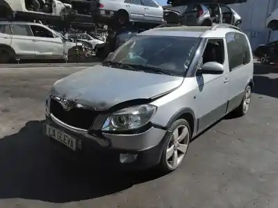 Gebrauchtes Autoersatzteil VORDERACHSE zum SKODA ROOMSTER (5J7)  OEM-IAM-Referenzen 6Q0199287K  
