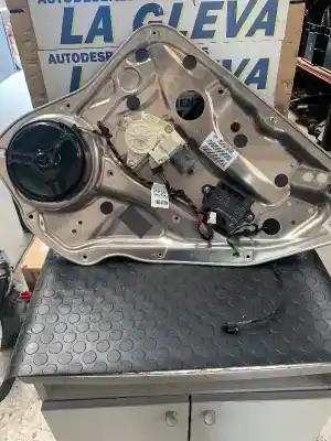 Pezzo di ricambio per auto di seconda mano ALZACRISTALLI POSTERIORE DESTRO per MERCEDES CLASE GLK (X204) 3.0 CDI Riferimenti OEM IAM 2047301279  