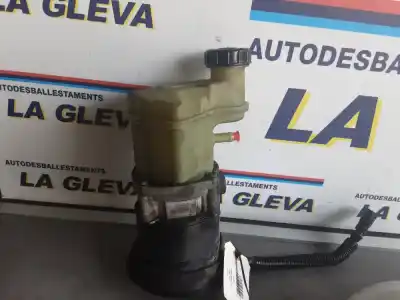 Peça sobressalente para automóvel em segunda mão BOMBA DE DIREÇÃO por RENAULT KANGOO FC/KC DESDE 03/2003 / 4X4 DESDE 09/2003 Kangoo Authentique Referências OEM IAM 491107211R  