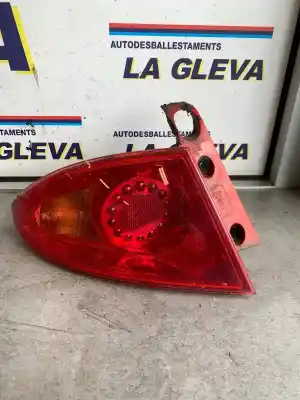 Pezzo di ricambio per auto di seconda mano lampada posteriore sinistra per seat leon (1p1) 1.6 tdi riferimenti oem iam 1p0945111d