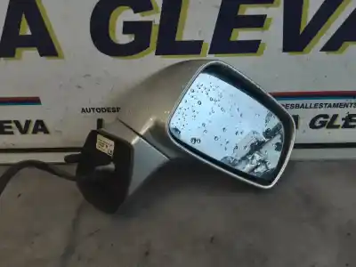 Second-hand car spare part right rearview mirror for toyota corolla verso (e12) 2.0 d4d oem iam references 879100f030c0