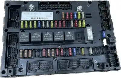 Pièce détachée automobile d'occasion boîtes à fusibles pour mercedes mercedes benz mercedes benz références oem iam 0014464958 a0014464958