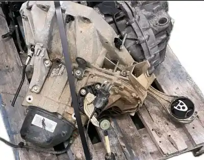 Pièce détachée automobile d'occasion BOÎTE DE VITESSES pour RENAULT KANGOO  Références OEM IAM 320105142R 7701978879  
