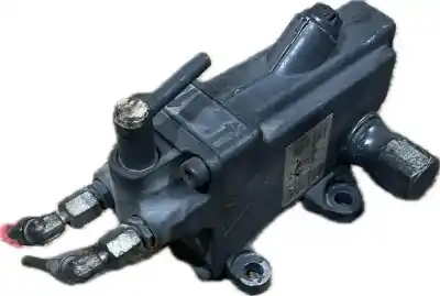 Pièce détachée automobile d'occasion pompe à suspension pour mercedes-benz mercedes-benz econic 2628 l 2001- 279cv 6884cc 1013427 références oem iam 0015530001 a0015530001