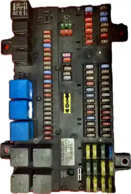 Pièce détachée automobile d'occasion boîtes à fusibles pour volvo volvo fh ii 500 2012- 500cv 12800cc 1019294  références oem iam 20568055  