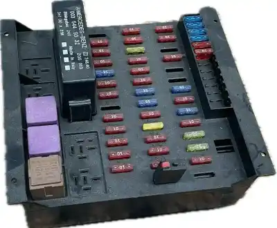 Pièce détachée automobile d'occasion boîtes à fusibles pour mercedes mercedes benz mercedes benz références oem iam a0015433115 0015433115