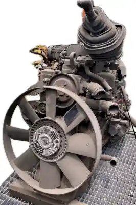 Pièce détachée automobile d'occasion moteur complet pour mercedes mercedes benz mercedes benz références oem iam 904922