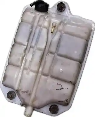 Second-hand car spare part Coolant Expansion Tank for IVECO EUROCARGO TECTOR 5.9 Diesel OEM IAM references 98426670  