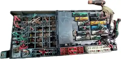 Second-hand car spare part fuse box unit for iveco eurotech oem iam references 500325434