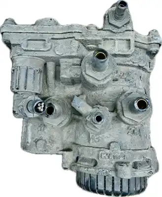Recambio de automóvil de segunda mano de VALVULA DE AIRE ADICIONAL para MAN MAN TGL 8.180 FC, FRC, FLC, FLRC 2005- 180CV 4580CC 1008090  referencias OEM IAM 81523016216  