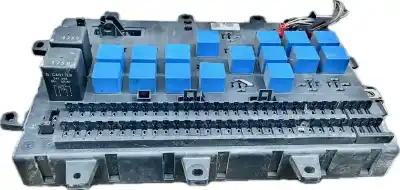 Peça sobressalente para automóvel em segunda mão caixa de fusíveis e relés por renault renault renault referências oem iam 5010231782