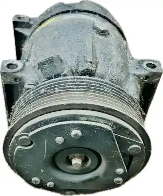 Peça sobressalente para automóvel em segunda mão compressor de ar condicionado a/a a/c por renault renault renault referências oem iam 8200200671