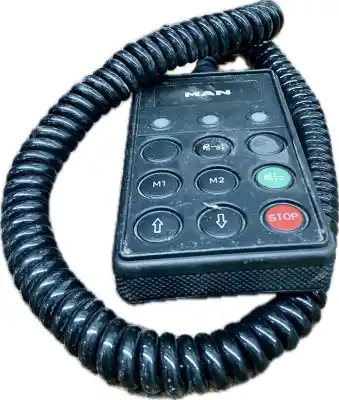 Pièce détachée automobile d'occasion PIÈCES DIVERSES pour MAN TGX  Références OEM IAM 81255056600  