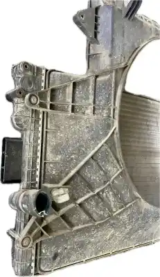 Автозапчасти б/у корпус радиатора за iveco daily  ссылки oem iam 504104444  