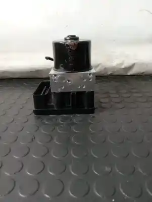 Peça sobressalente para automóvel em segunda mão Abs por BMW SERIE 1 BERLINA (E81/E87) 1.6 16V CAT Referências OEM IAM 3452677605601  
