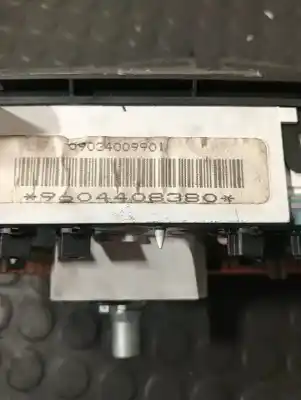 Pièce détachée automobile d'occasion COMPTEUR DE VITESSE TABLEAU DE BORD pour PEUGEOT 106 (S1)  Références OEM IAM 9604408380  