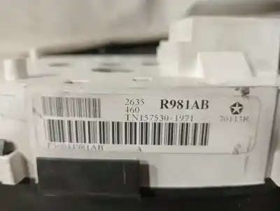 Pezzo di ricambio per auto di seconda mano pannello degli strumenti per chrysler voyager gs 2.5 td 116 cv / 85 kw riferimenti oem iam 56044981ab  