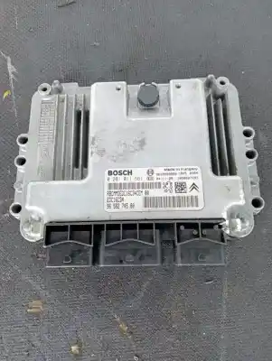 Pezzo di ricambio per auto di seconda mano Centralina Motore per CITROEN C5 2.0 HDI Riferimenti OEM IAM 0281011561  