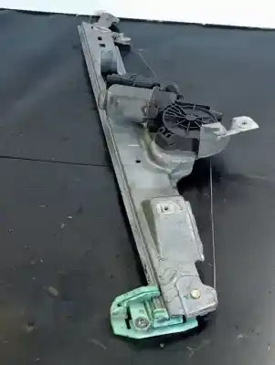 Pezzo di ricambio per auto di seconda mano ALZACRISTALLI ANTERIORE SINISTRO per RENAULT SCÉNIC II (JM0/1_)  Riferimenti OEM IAM 402046  