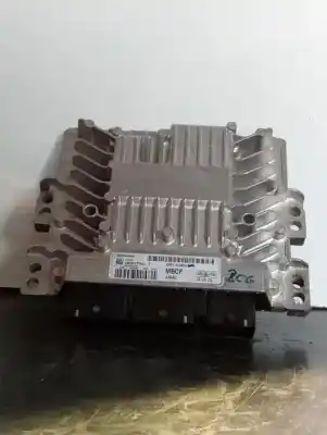 Peça sobressalente para automóvel em segunda mão centralina de motor uce por ford focus berlina (cap) ambiente (d) referências oem iam 7m5112a650bcf  