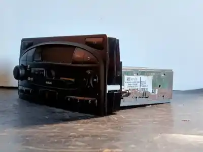 Peça sobressalente para automóvel em segunda mão sistema de áudio / rádio cd por nissan terrano/terrano.ii (r20) 2.7 turbodiesel referências oem iam 8636593916  