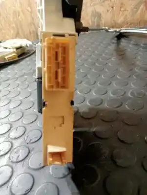 Second-hand car spare part DRIVER LEFT WINDOW REGULATOR for PEUGEOT 307 (S2)  OEM IAM references 9681587280  