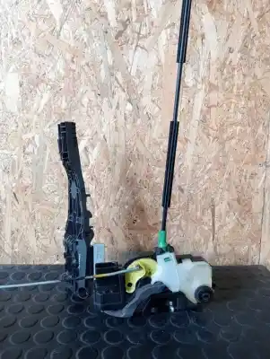 Pezzo di ricambio per auto di seconda mano serratura porta posteriore sinistra per chevrolet orlando 2.0 diesel cat riferimenti oem iam 13579557