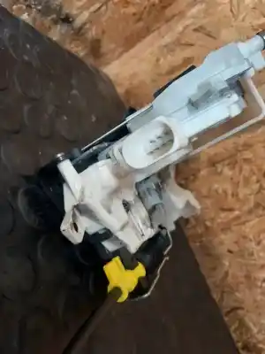 Piesă de schimb auto la mâna a doua încuietoare ușa fațã stânga pentru audi a1 (8x1) cayb referințe oem iam 8j1837015c