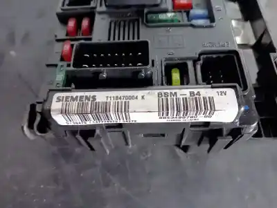 Second-hand car spare part fuse box unit for citroen c3 8hydv4ted4 oem iam references 9643498780  