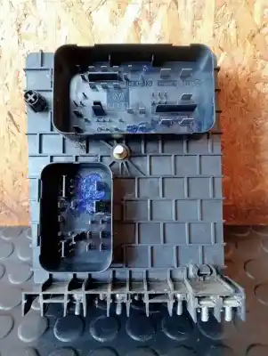 Second-hand car spare part fuse box unit for audi a3 (8p1) bkd oem iam references 1k0937124h  