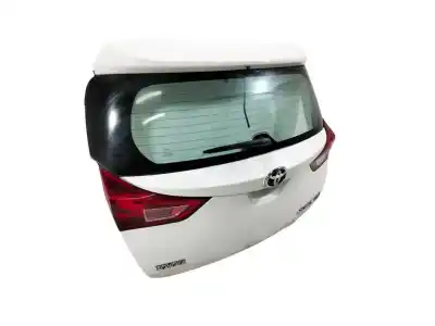 Second-hand car spare part tailgate for toyota auris (e18) 2zr oem iam references 6700502240  