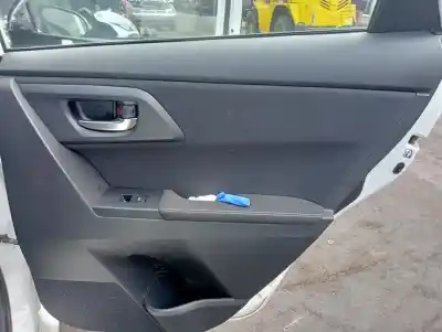 Peça sobressalente para automóvel em segunda mão conjunto de bancos por toyota auris (e18) 2zr referências oem iam   