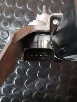 Second-hand car spare part FRONT WINDSHIELD WIPER MOTOR for FORD B-MAX (CB2)  OEM IAM references AV1117504AD  