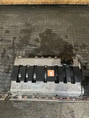 Pièce détachée automobile d'occasion culasse du moteur pour citroen saxo 1.6 vts références oem iam 9639173510  