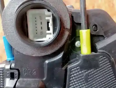 Second-hand car spare part rear right door lock for toyota auris (e15) 1ndtv oem iam references   