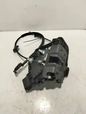 Peça sobressalente para automóvel em segunda mão fechadura da porta dianteira direita por ford focus berlina (cap) 1.6 tdci cat referências oem iam   