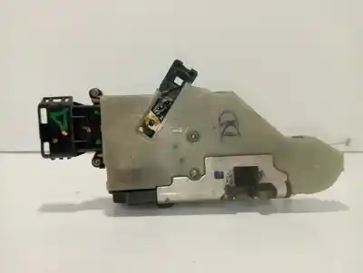 Peça sobressalente para automóvel em segunda mão fechadura da porta dianteira direita por peugeot 207 premium referências oem iam   