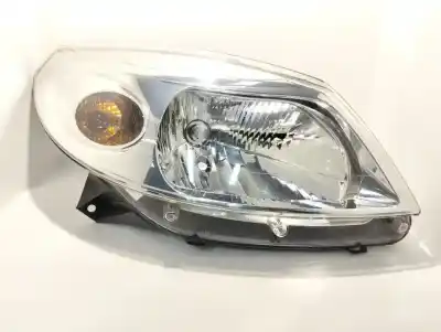 Tweedehands auto-onderdeel RECHTS KOPLAMP voor DACIA SANDERO  OEM IAM-referenties 8200733877  