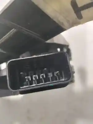 Peça sobressalente para automóvel em segunda mão fechadura da porta traseira esquerda por ford focus berlina (cap) ambiente (d) referências oem iam 4m5ah26413bc  