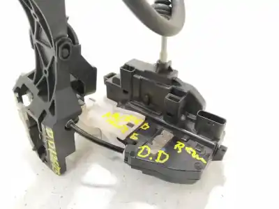 Second-hand car spare part FRONT RIGHT DOOR LOCK for KIA CEED  OEM IAM references 9030902200  