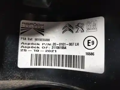 Second-hand car spare part left tailgate light for opel combo d maxi cargo l2h2 2.4t 105 cv / 77 kw oem iam references 9819235880  