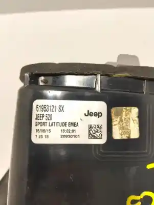 Recambio de automóvil de segunda mano de piloto trasero izquierdo para jeep renegade limited 4wd referencias oem iam 51953121  