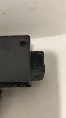 Second-hand car spare part trunk lock for citroen c4 berlina exclusive oem iam references   