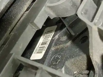 Piesă de schimb auto la mâna a doua ÎNCUIETOARE UȘA FAȚÃ STÂNGA pentru FORD FOCUS C-MAX (DM2)  Referințe OEM IAM 3M5AR21813ER  
