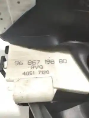 Peça sobressalente para automóvel em segunda mão FECHADURA DA PORTA DIANTEIRA ESQUERDA por CITROEN C4  Referências OEM IAM 9686719880  
