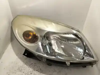 Tweedehands auto-onderdeel RECHTS KOPLAMP voor DACIA SANDERO  OEM IAM-referenties 8200733877  