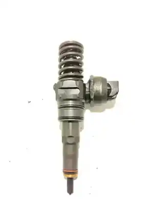 Second-hand car spare part injector for volkswagen golf v berlina (1k1) 1.9 tdi oem iam references 0414720313
