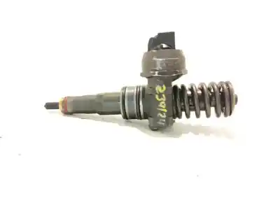 Second-hand car spare part injector for volkswagen golf v berlina (1k1) 1.9 tdi oem iam references 0414720313